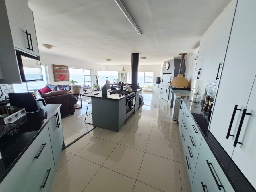 5 Bedroom Property for Sale in Dana Bay Western Cape